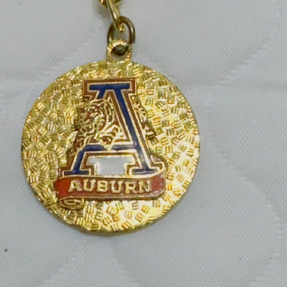 Auburn Tigers Keychain Metal Heavyweight Team Logo Key Ring Gold Tone Vintage
